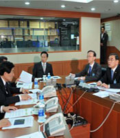 �ѱ�, �ٹ��� ���ѷ���