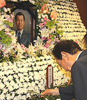 �ڼ��� ȸ���! �����Ͽ� �̸��� Ȳ..