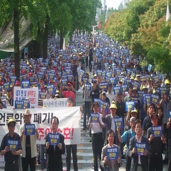 �̵��� ���� �ѷ����� ������ ..