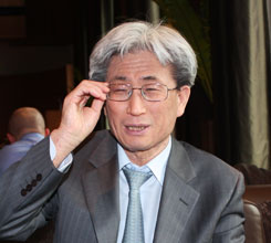 ������ ��, �߱� �߽� �������� ��..