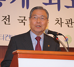 �� �� ������ ���Ӽ��� �⸸, ����..