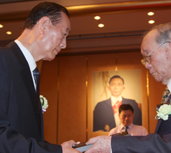 �ڼ�ȯ �ⱺȸ��, ������ 