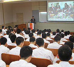 �츮�� ���� �����ΰ�?