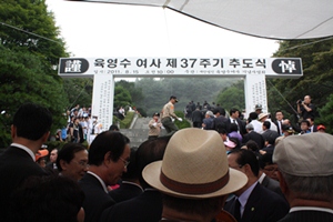 [�� ��] ͺ ������ ���� 37�ֱ� ..