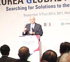 ������ �߹��ϸ� �̱�١�