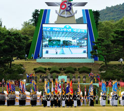 �Ǳ� 63�ֳ�, �����̿� �����϶�!