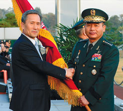 �������忡�� �Ŵ� ���