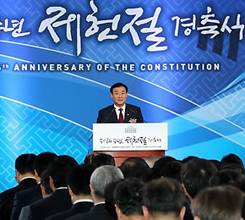 ��ȸ, �ô뿡 �ڶ����� Ư�� ��..