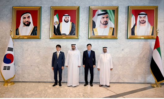 -UAE, ܱо Ư  ..