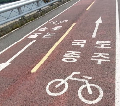  ű 3  240km Ӱ ..