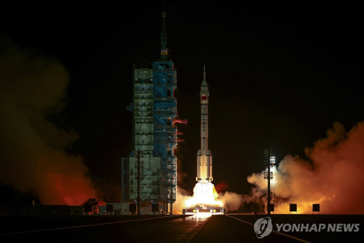 ¹Ì±¹, Áß±¹¡¤·¯½Ã¾Æ Á¤ÂûÀ§¼º ¸·À» ¿ìÁÖ ½Å¹«±â ..