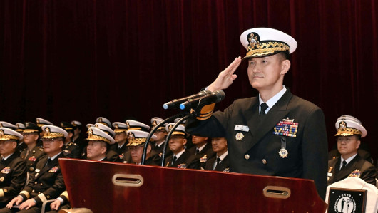 ¹Ú±Ô¹é ÇØ±º»ç°üÇб³Àå ÃëÀÓ¡¦¹Ì·¡ ÇØ±º..