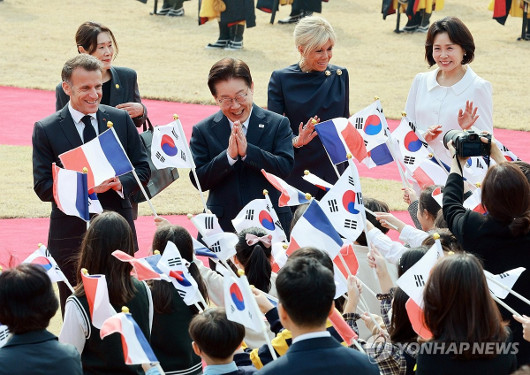 찴���� "�ۡ���, ȣ������ ���� ���� ���۷� Ȯ�� �����ϱ��"