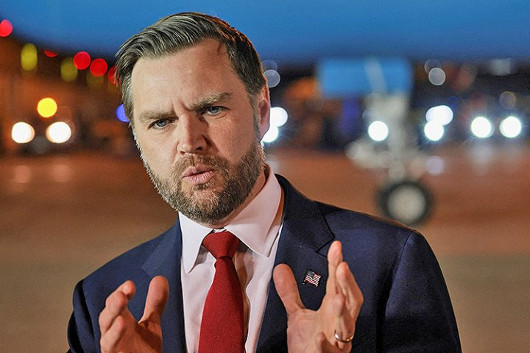 ڸ "���Ǳ��� �밡" vs �̶� "�̽����� ����..