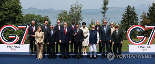 ÝÁ±è¿©Á¤ G7