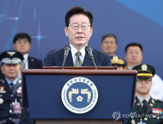 李대통령, 北 비판보다 대화 촉구에 방점…"인내·신뢰" 강조